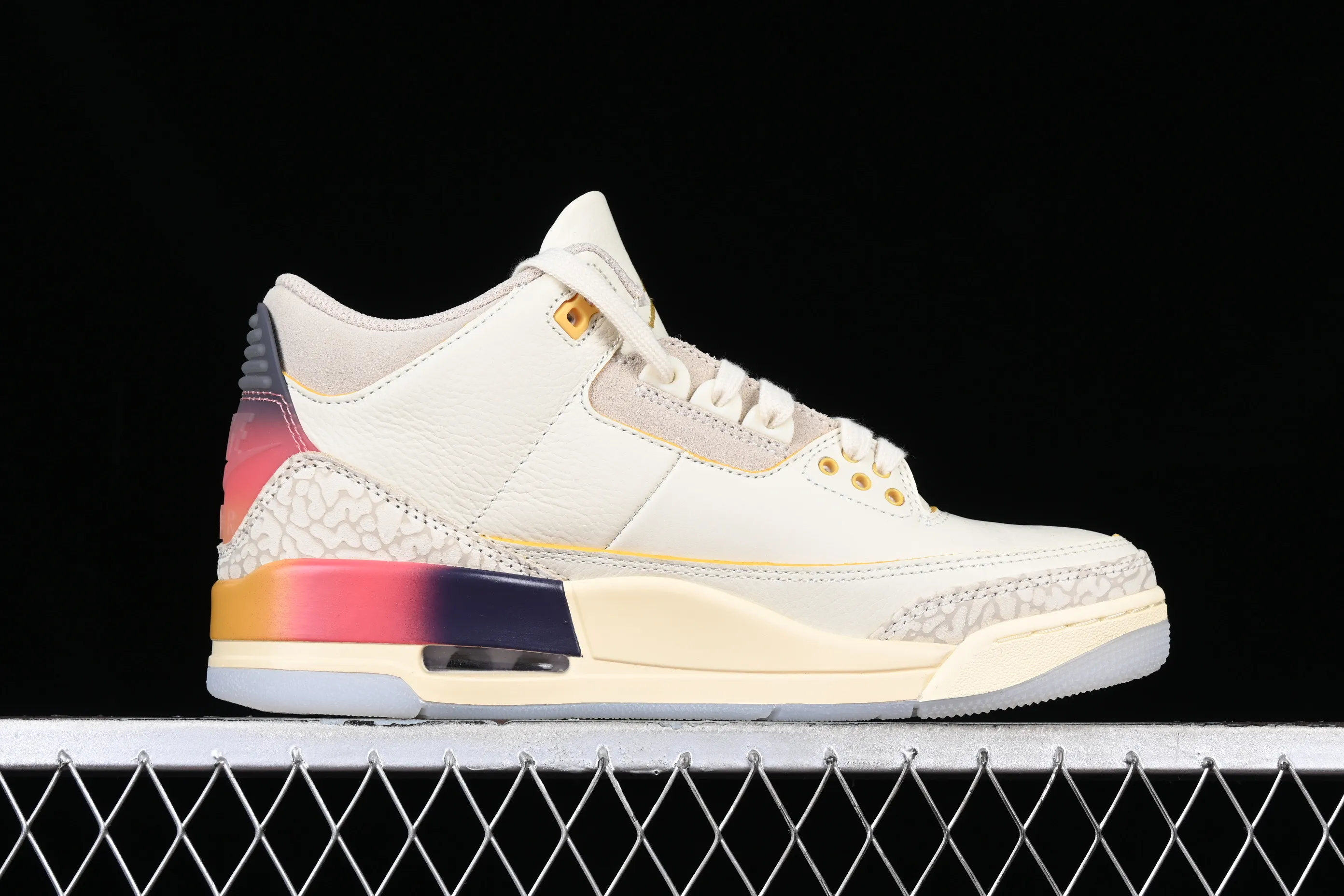 All categories Air Jordan Jordan series basketball shoes Air Jordan 3 foreign trade version J.Balvin x Air Jordan 3 Retro AJ3 Joe 3 rainbow gradient FN0344-901